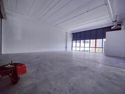 REVV (D22), Factory #492705071